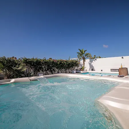 Vila Beautiful 2 Bedrooms Heavenly Lotus Private Pool Close To Amenities Lanzarote *